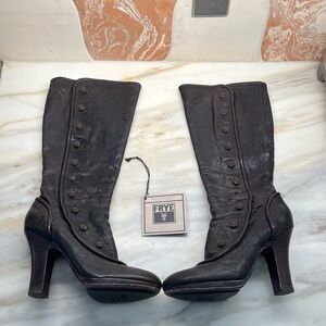 Rare Frye Matilda Button knee high boot size 8.5 M brown color